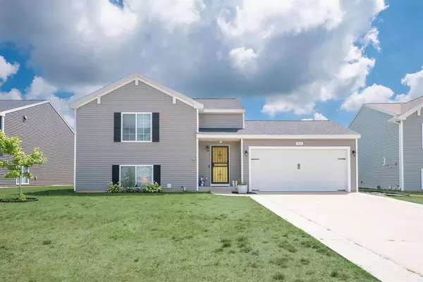 1621 Tea Pond Court, Vicksburg Vlg, MI 49097