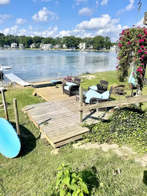 Texas Twp, MI 49071,727 Treasure Island Drive