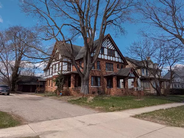 25 Orchard Place, Battle Creek, MI 49017
