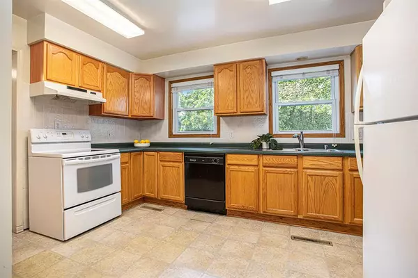 Kalamazoo, MI 49008,539 Pleasant Avenue