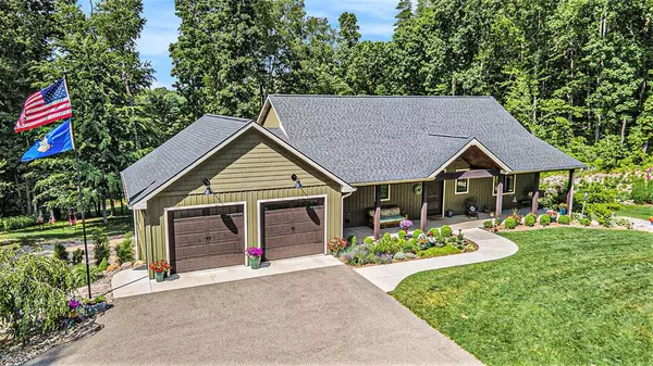 7789 Kirkshire Drive, Hope Twp, MI 49046