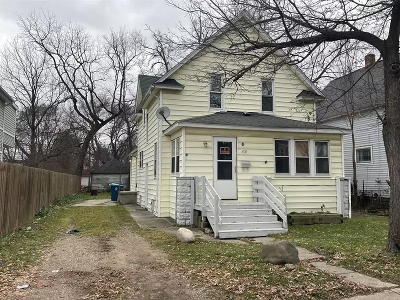 1517 E Stockbridge Avenue, Kalamazoo, MI 49001