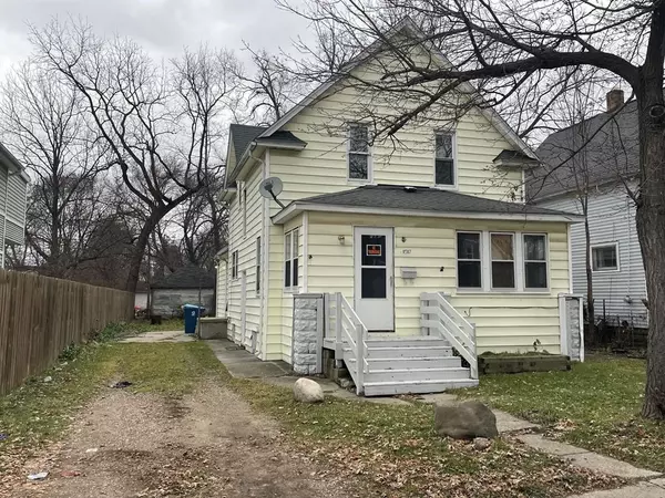 1517 E Stockbridge Avenue, Kalamazoo, MI 49001