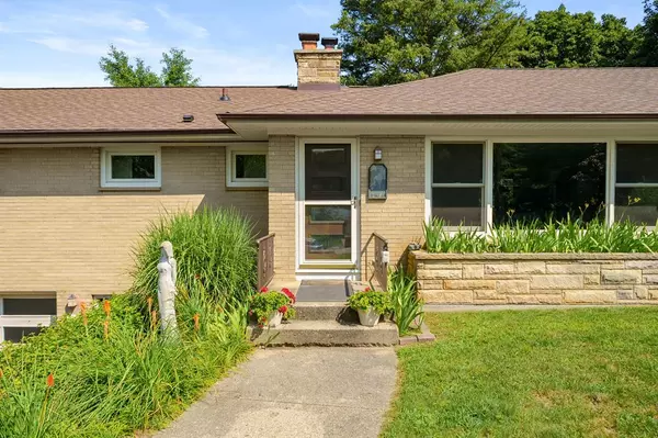 2514 Brookhaven Drive, Portage, MI 49024