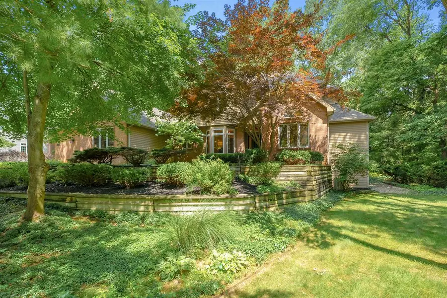5512 Bob White Avenue, Texas Twp, MI 49009