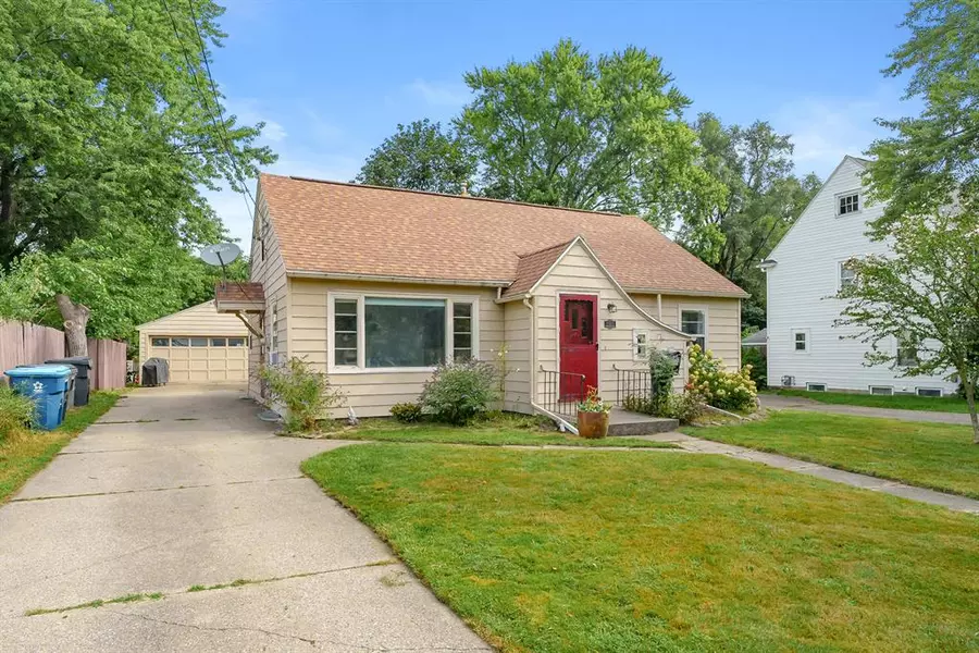 1315 Winton Avenue, Kalamazoo, MI 49001