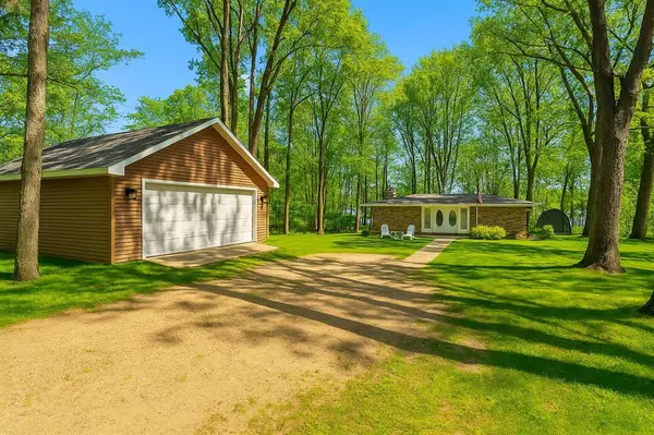 35708 Lakeway, Bloomingdale Twp, MI 49055
