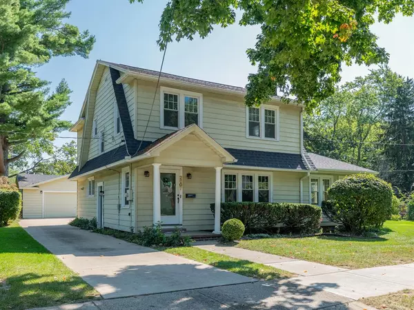 2607 Outlook Street, Kalamazoo, MI 49001