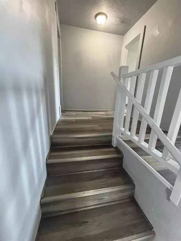 Kalamazoo, MI 49007,633 W North Street 2