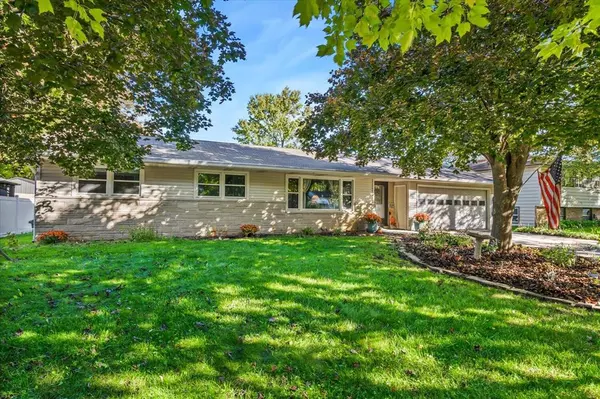 33200 Thelma Avenue, Antwerp Twp, MI 49079