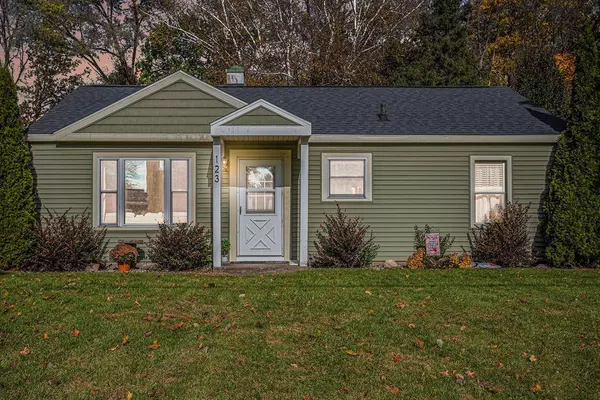 Pennfield Twp, MI 49017,123 N Carleton Drive