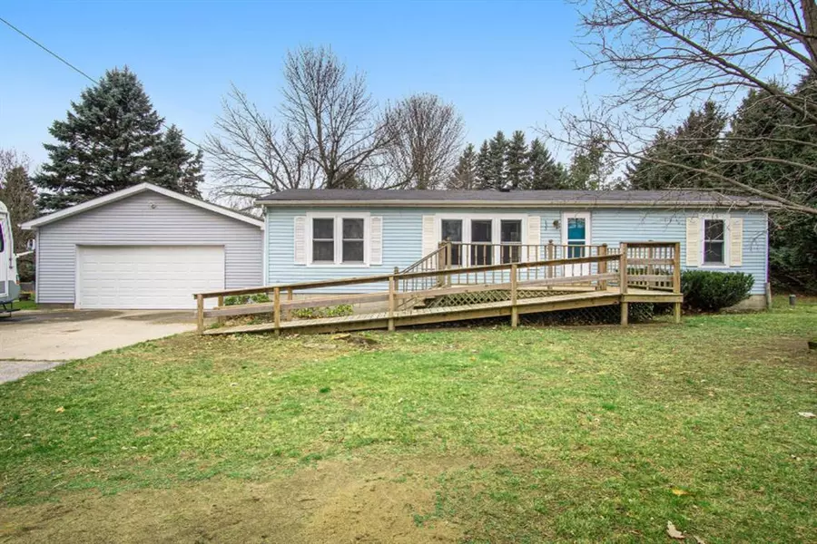 135 N Gordon Road, Scottville, MI 49454