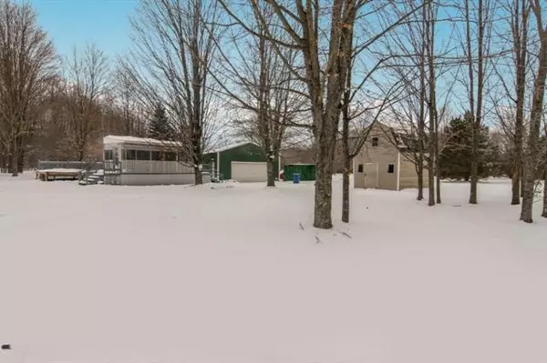 1468 S Thompsonville Highway, Homestead Twp, MI 49683