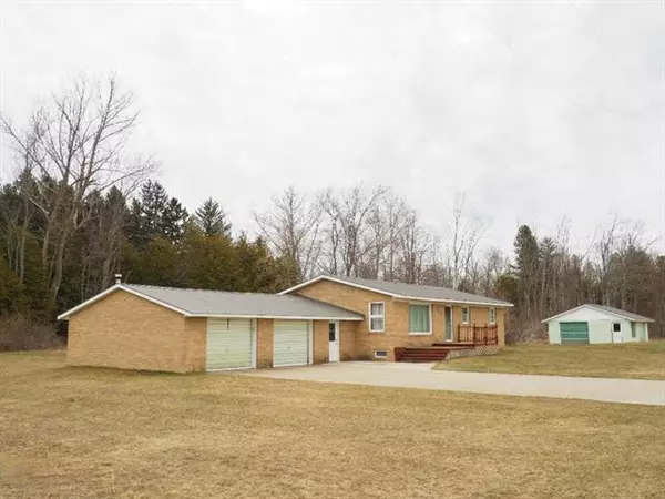 Onekama Twp, MI 49675,5578 John Street