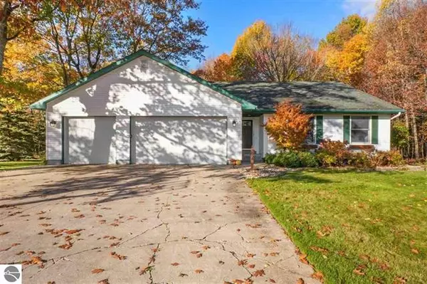 Cherry Grove Twp, MI 49601,7596 Majestic Avenue