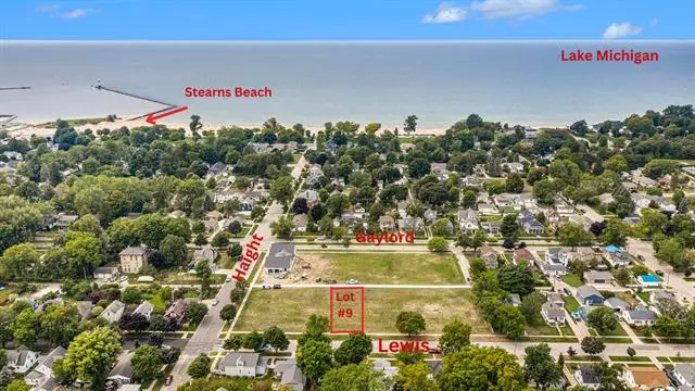 405 N Lewis Street, Ludington, MI 49431