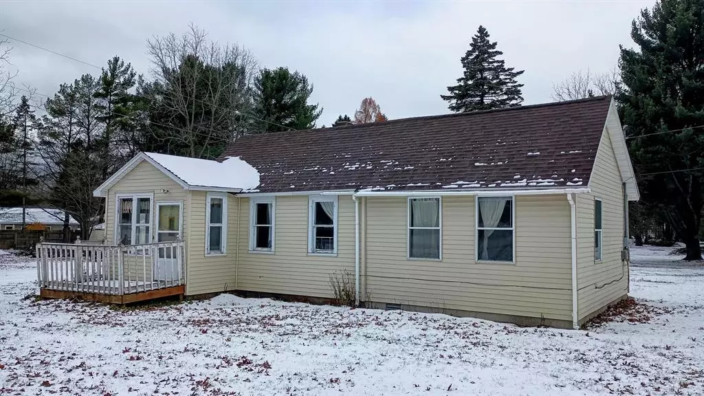 6184 W Bryant Road, Ludington, MI 49431