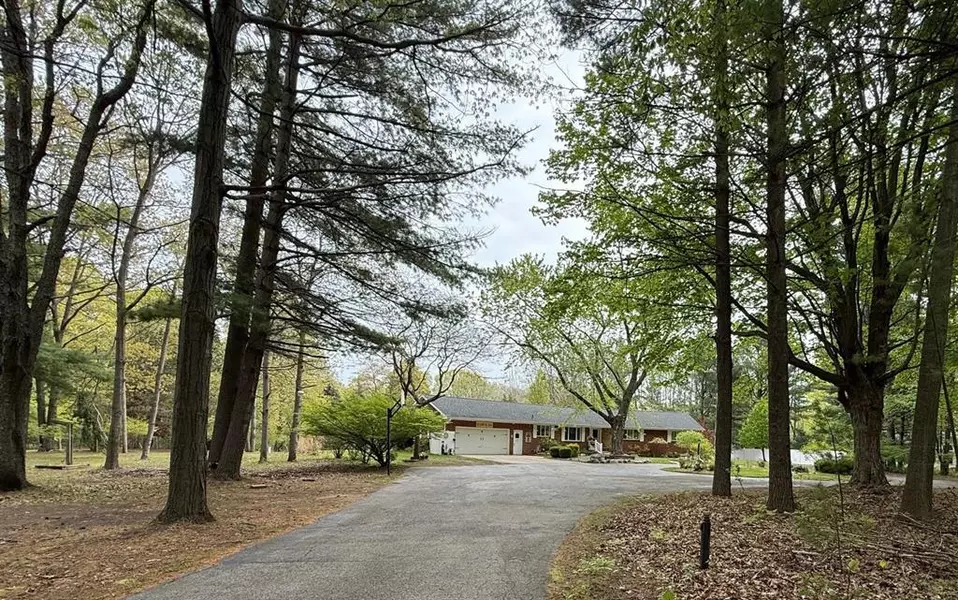 7298 W M-116, Hamlin Twp, MI 49431