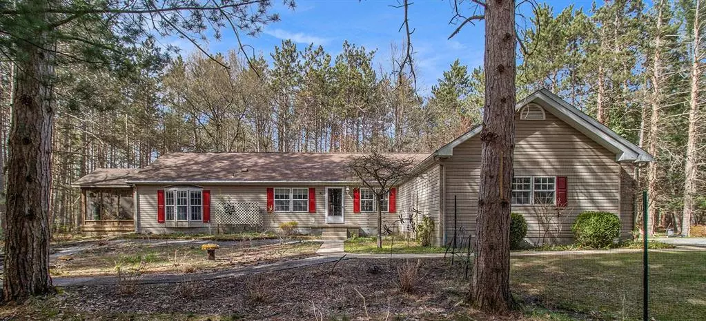 4970 W Decker Road, Hamlin Twp, MI 49431