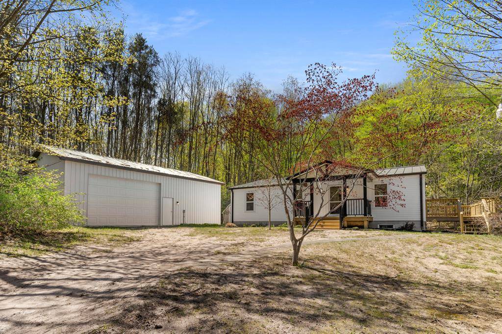2906 Frankfort Highway Highway, Crystal Lake Twp, MI 49635