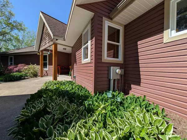5005 S Brye Road, Summit Twp, MI 49431