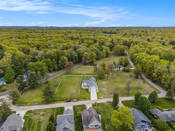 Pentwater Twp, MI 49449,5407 Sioux Road