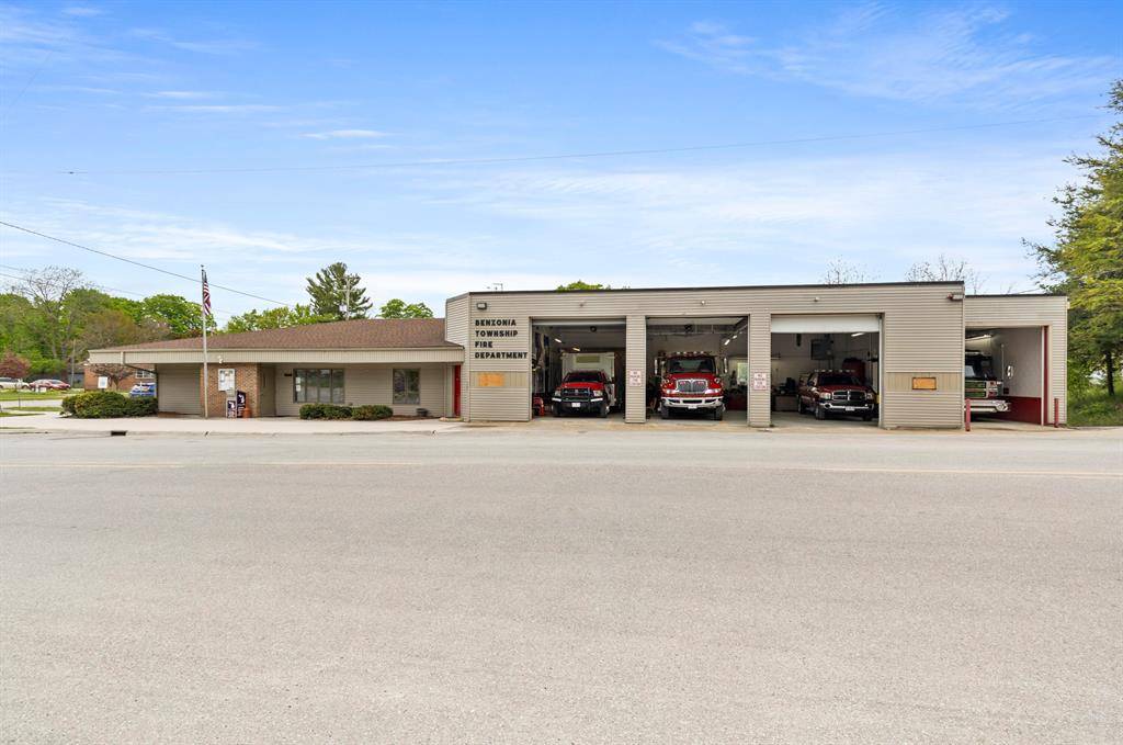 Benzonia Vlg-benzonia Twp, MI 49616,1020 Michigan Avenue Avenue