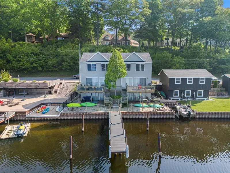 5293 W Monroe Road, Pentwater Twp, MI 49449
