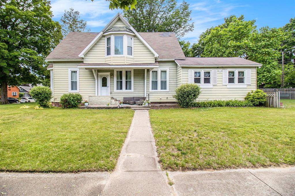 409 E Filer Street, Ludington, MI 49431