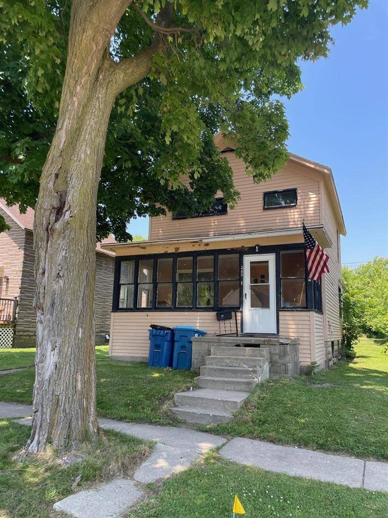 262 5th Street, Manistee, MI 49660