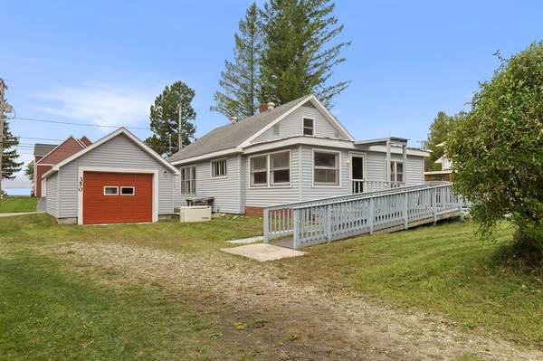 350 N Michigan Avenue, Beulah Vlg, MI 49617