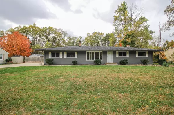 16211 Null Road, Three Rivers, MI 49093