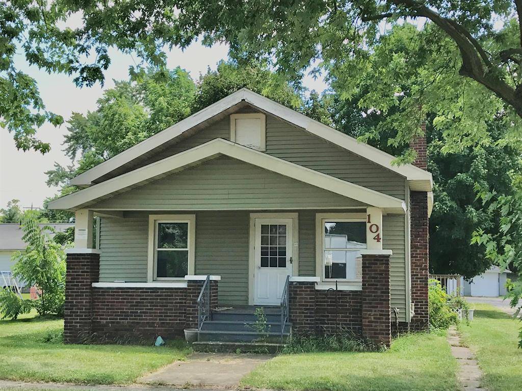 104 N Kalamazoo Street, White Pigeon Vlg, MI 49099