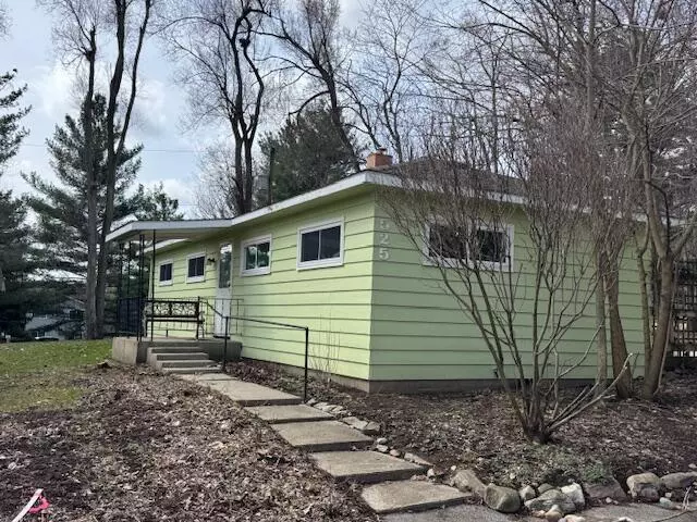 525 W Chicago Street, Coldwater, MI 49036
