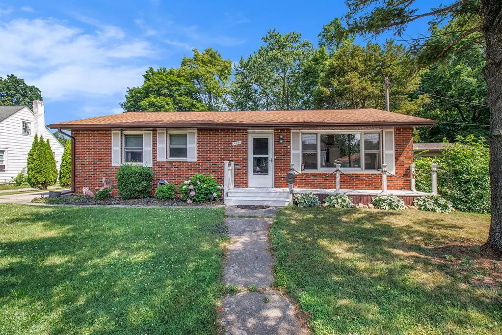 Three Rivers, MI 49093,414 Fifth Avenue