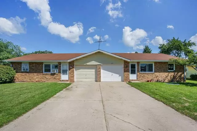 1677-1681 Pheasant Run, Baroda Vlg, MI 49101