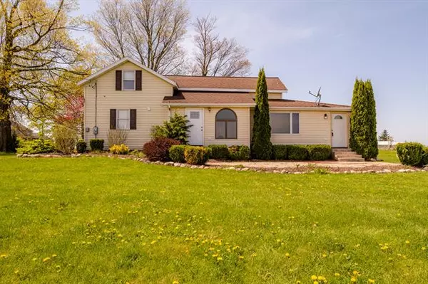 8195 Territorial Road, Bainbridge Twp, MI 49098