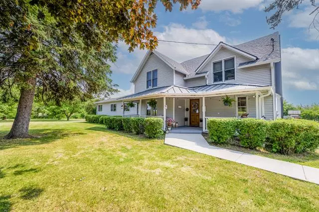 10627 Miller Road, Baroda Twp, MI 49101