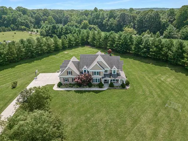9650 Whispering Winds Drive, New Buffalo Twp, MI 49117