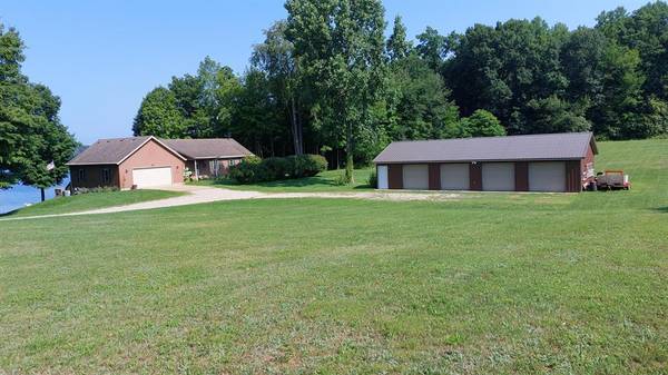 58560 Indian Lake Road, Dowagiac, MI 49047