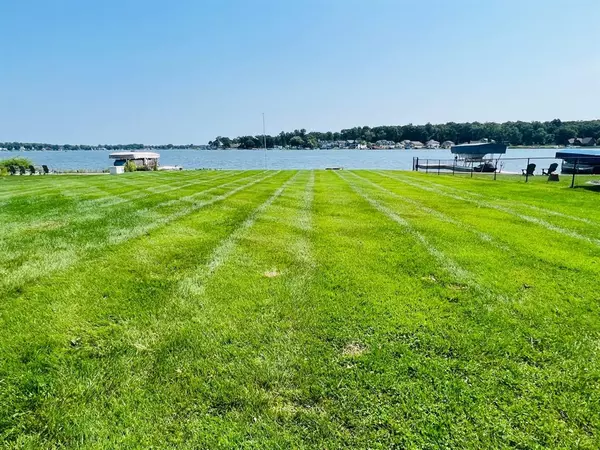 Ontwa Twp, MI 49112,68635 Oak Springs Dr.