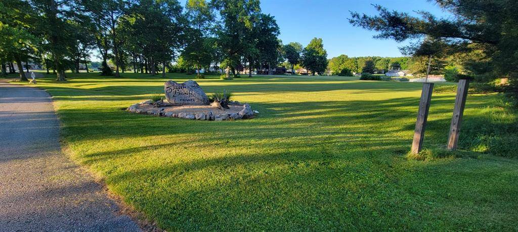 69027 South Beach, Ontwa Twp, MI 49112