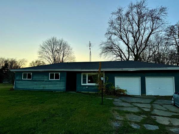 854 S Crystal Avenue, Benton Harbor, MI 49022