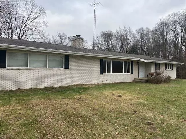 5101 E Napier Avenue, Bainbridge Twp, MI 49022