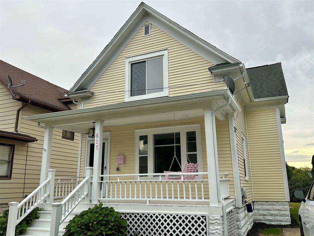 St. Joseph, MI 49085,613 Wayne Street