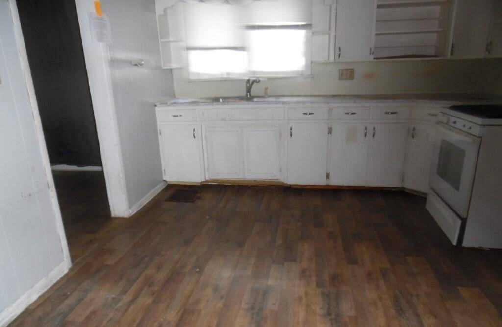 Niles, MI 49120,327 S 3rd Street