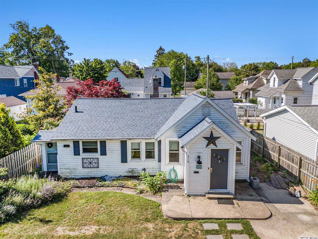 310 Van Buren Street, South Haven, MI 49090