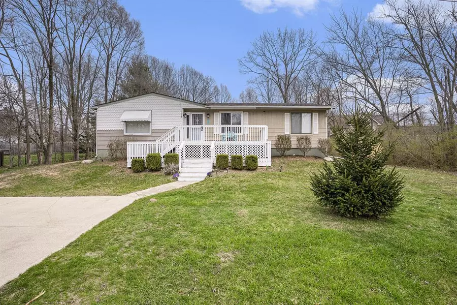 75 Pershing Street, Casco Twp, MI 49090