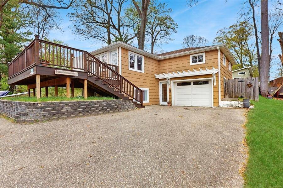 69317 Maple Street, Keeler Twp, MI 49022