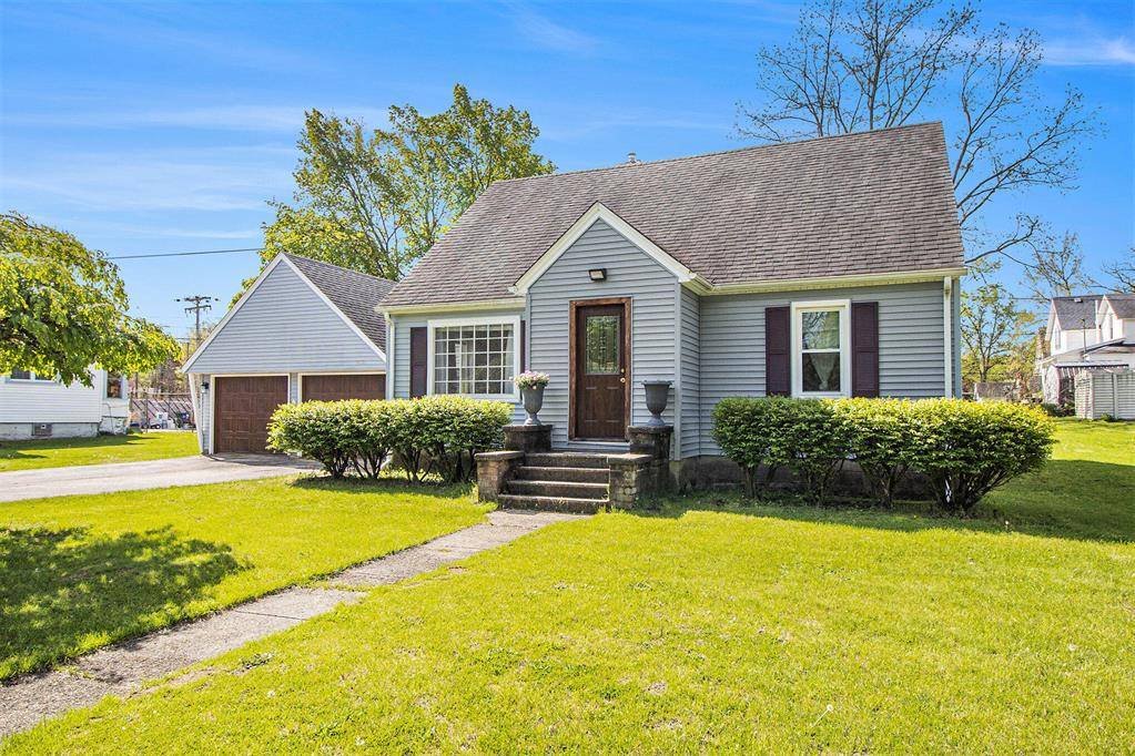 Lawton Vlg, MI 49065,606 E 2nd Street